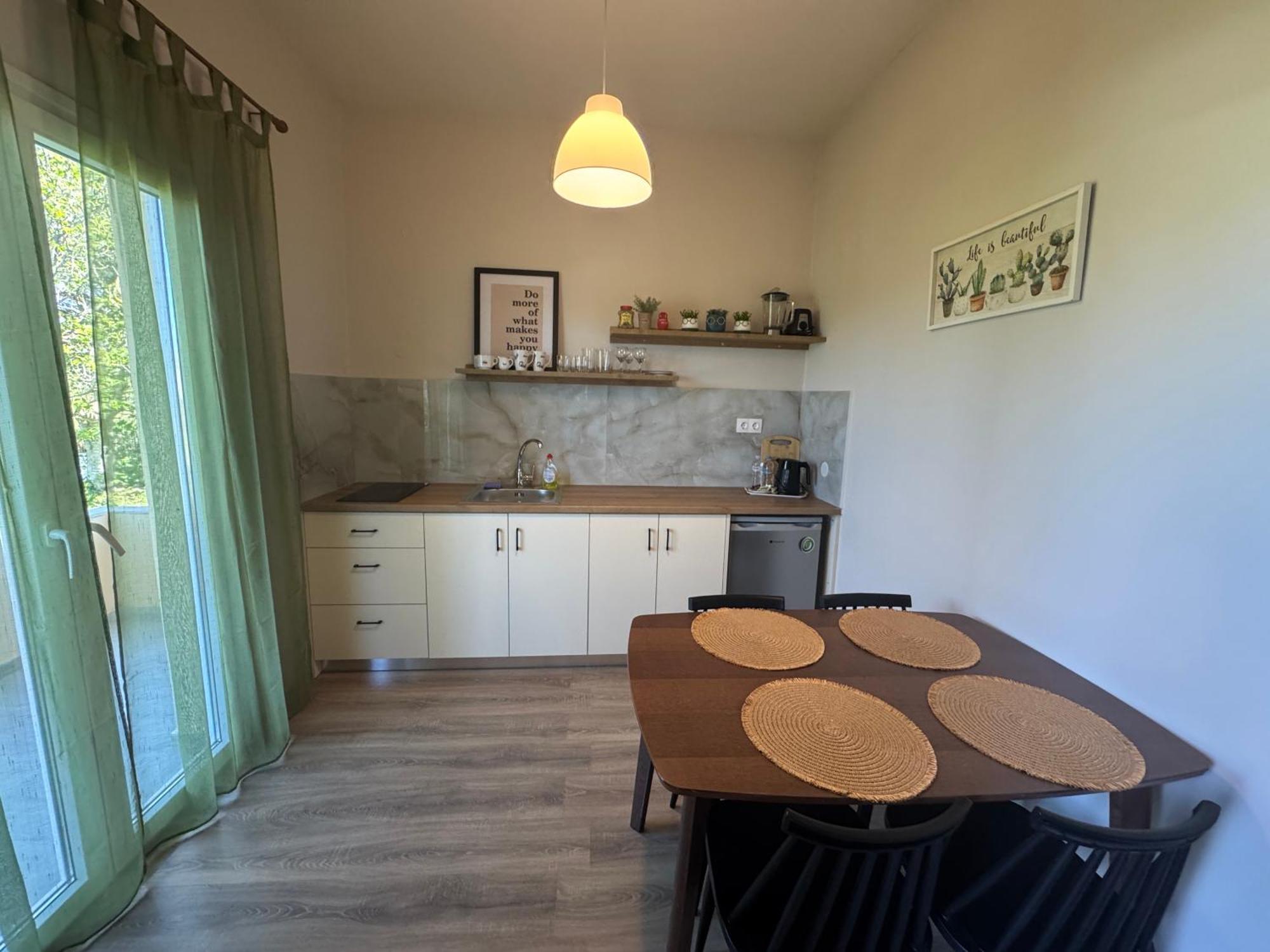 Olive Garden Studios & Apartments 阿查拉维 外观 照片