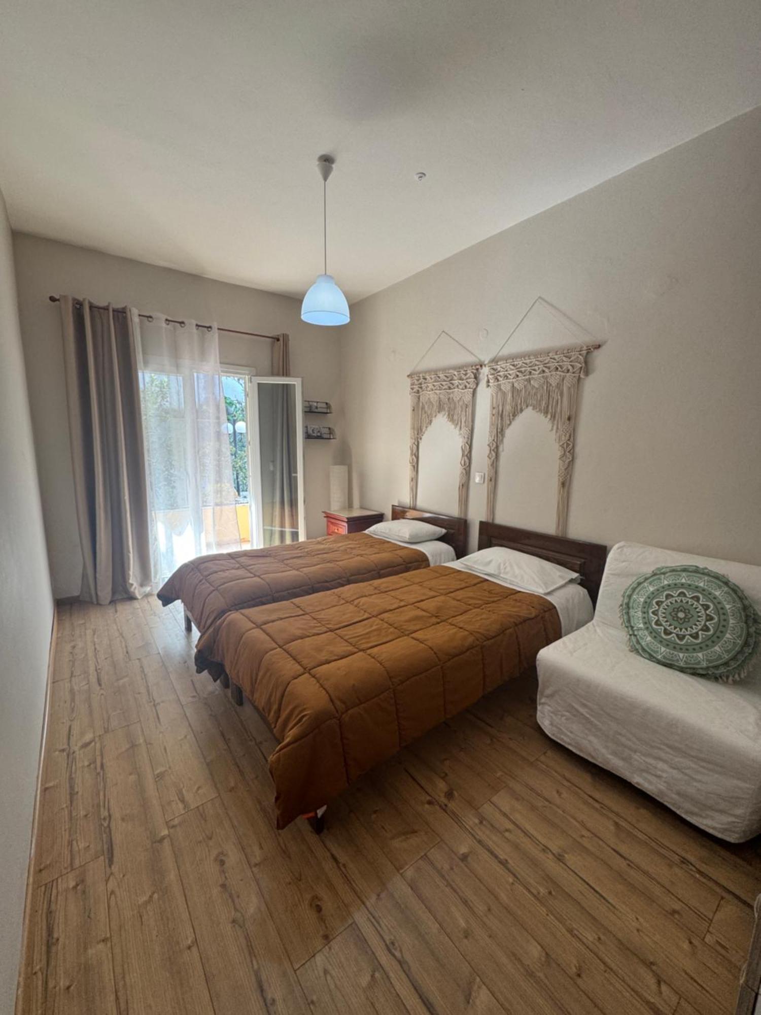 Olive Garden Studios & Apartments 阿查拉维 外观 照片